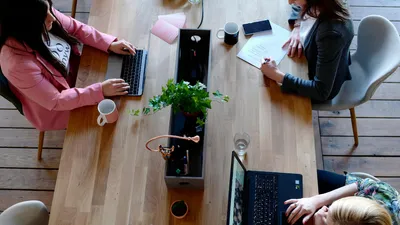 Quand le bureau devient un service : transformer le workplace en levier de performance avec l’IWMS